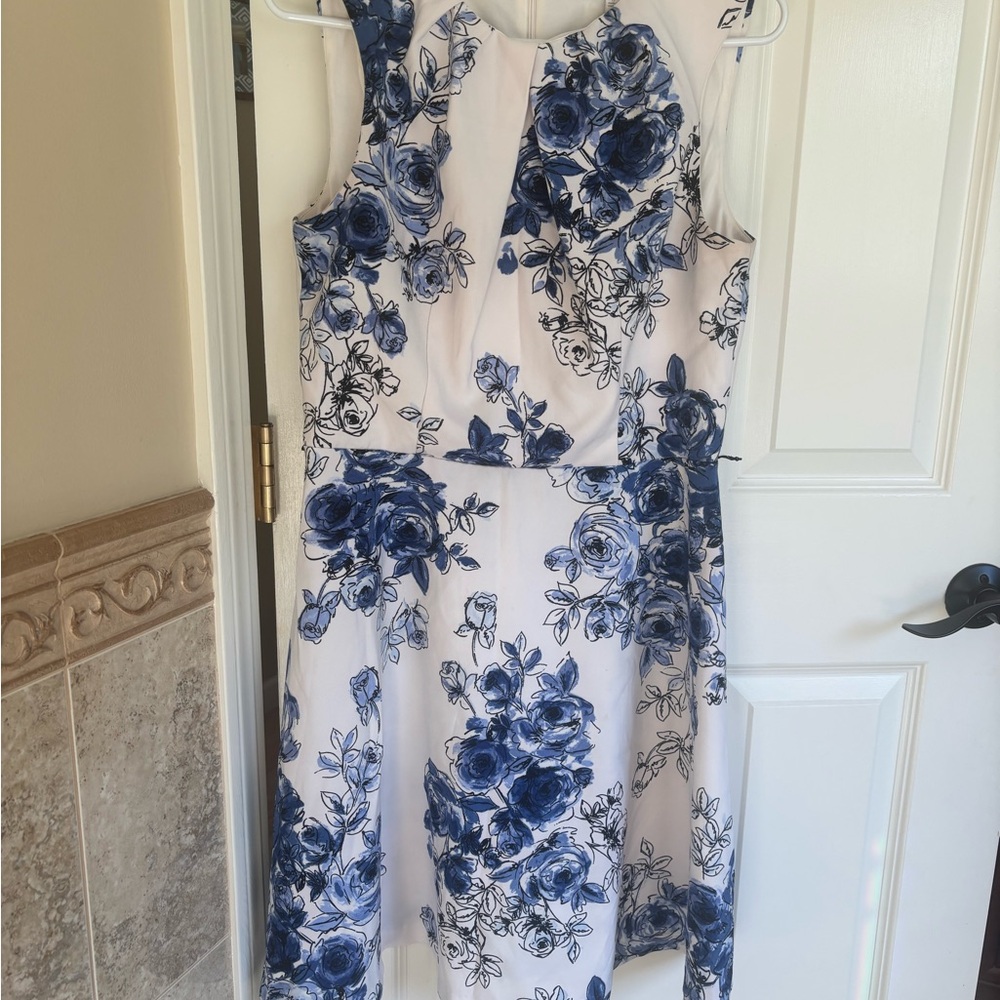 Chic Blue Floral Midi Dress
